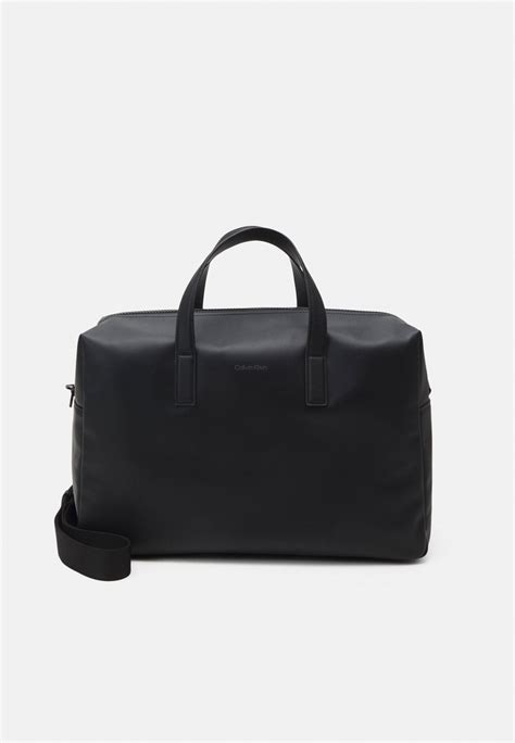 bolsa de viaje calvin klein|calvin klein factory online store.